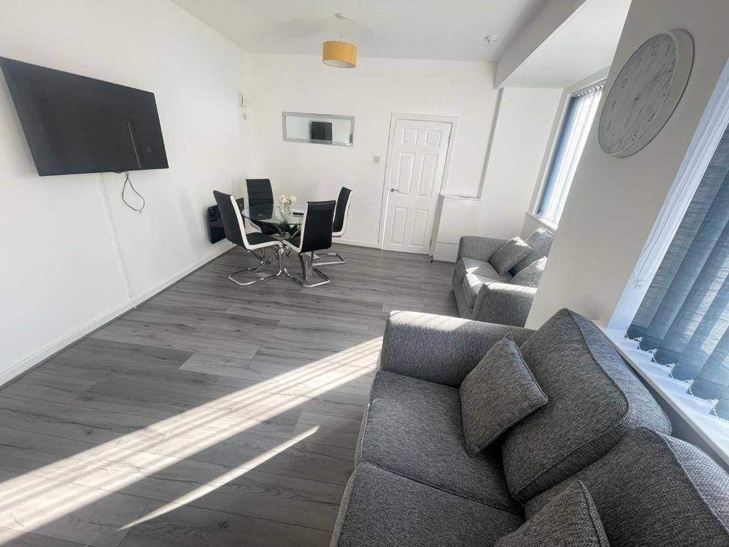 The Belmont Suite Sasco Apartments Блекпул Екстериор снимка