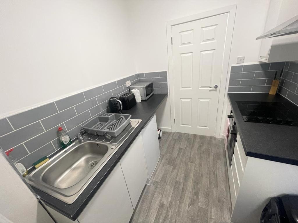 The Belmont Suite Sasco Apartments Блекпул Екстериор снимка